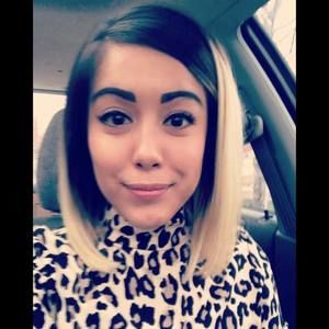 Meet your Posher, Dominique
